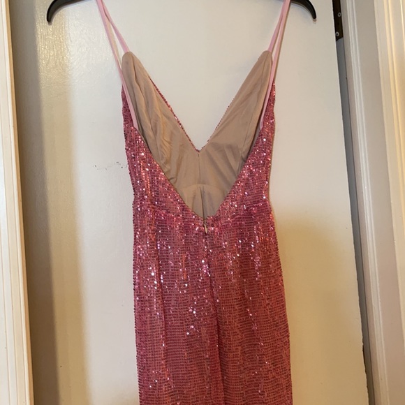 Pink sequin gown - Picture 2 of 2